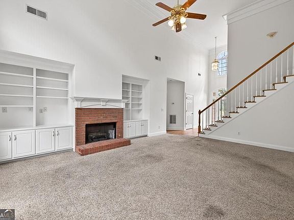 5th image of 7512 Fieldstone Way