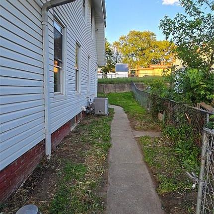 5th image of 1111 N 18th St