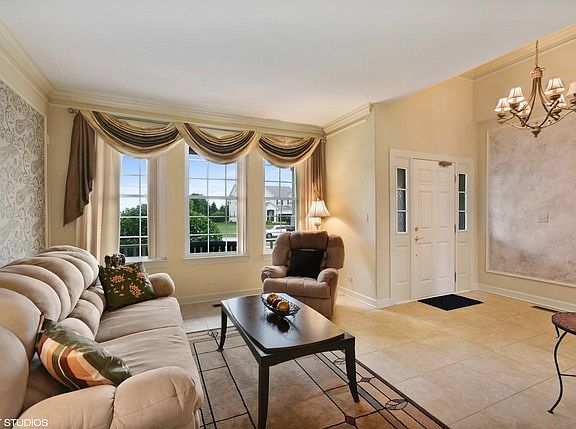 2nd image of 2303 Orr Ct