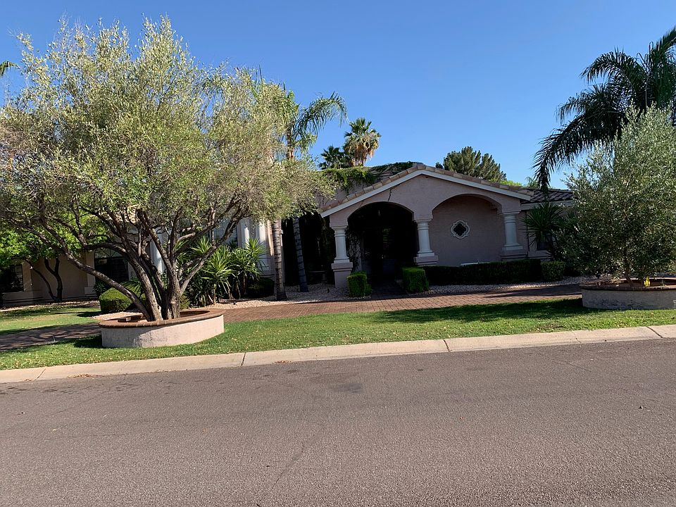 1st image of 7385 W Country Gables Dr