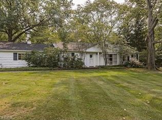 29915 Bolingbrook Rd, Pepper Pike, OH 44124