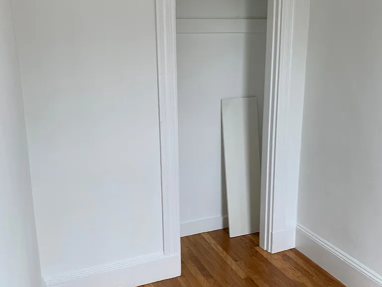 752 Huntington Ave #1B — Photo 6