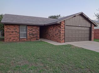 915 E Moore Ave, Stillwater, OK 74075