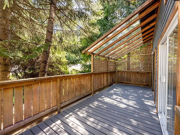 4th image of 2327 Cheakamus Way