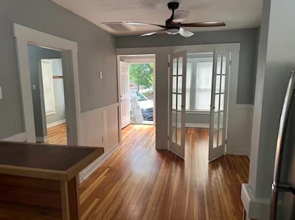 3021 Xenia St N, Saint Petersburg, FL 33713