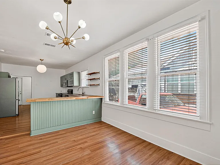 2519 Stevens St — Photo 13