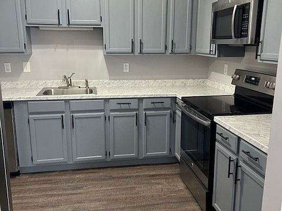 5th image of 3057 Obryon St #204