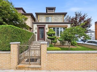 8102 10th Ave, Brooklyn, NY 11228