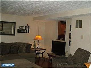 4th image of 2659 Adams St