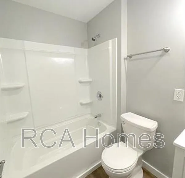 3519 Balsam Ave #8 — Photo 5