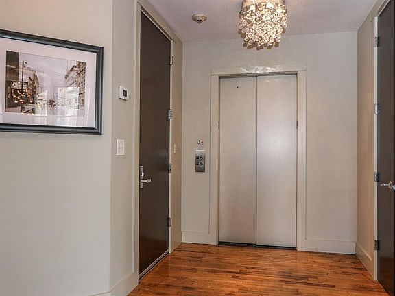 3rd image of 26 E 6th St Unit 701