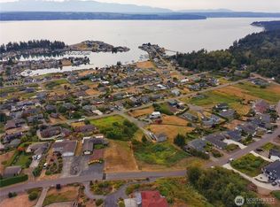 38063 Fawn Rd NE, Hansville, WA 98340