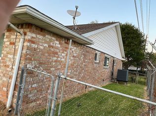 850 Silverpines Rd, Houston, TX 77062