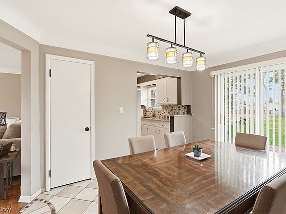4th image of 213 Cherry Ln