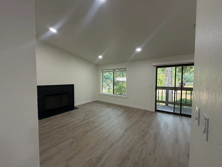 17405 119th Ln SE #I-2 — Photo 1