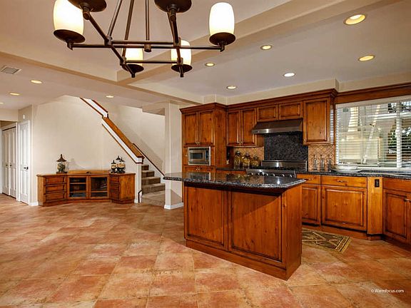5th image of 4651 Saratoga Ave