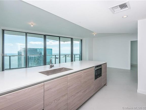 4th image of 1300 S Miami Ave #4301