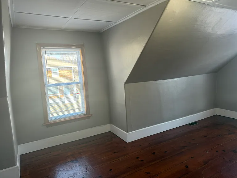 406 Court St #406 — Photo 18