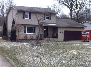 383 Westview Ave, Hubbard, OH 44425