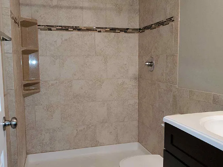 907 W Gay St #A — Photo 12