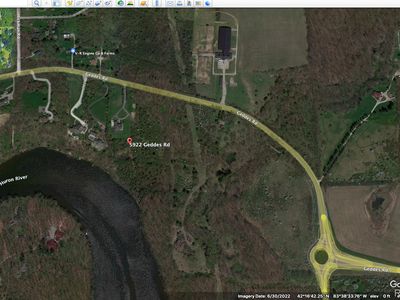 5922 S Geddes Rd E, Ypsilanti, MI, 48198