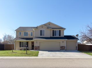 309 E Whitbeck St, Kuna, ID 83634