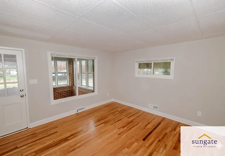 3427 N Point Rd — Photo 2