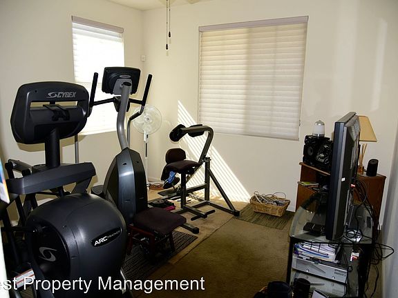 5th image of 4650 Aberdeen Ct