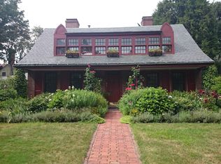 71 Colchester St, Brookline, MA 02446