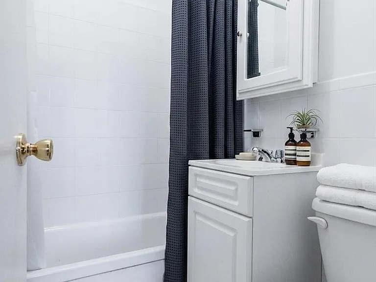 2841 Broadway #7J1 — Photo 4