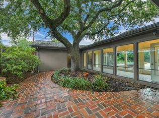 5326 Braesheather Dr, Houston, TX 77096