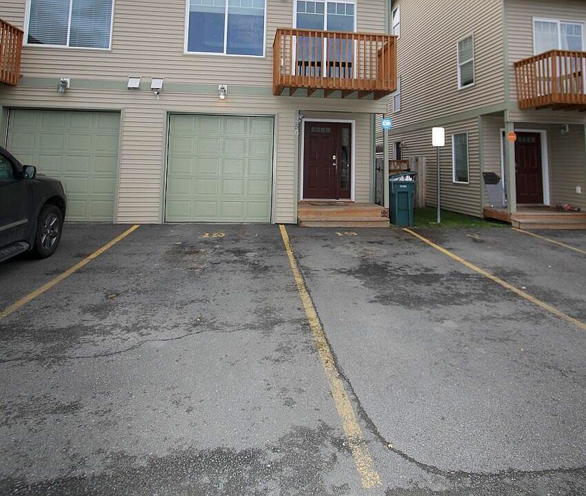 1st image of 250 Glenn Abbey Pl #19
