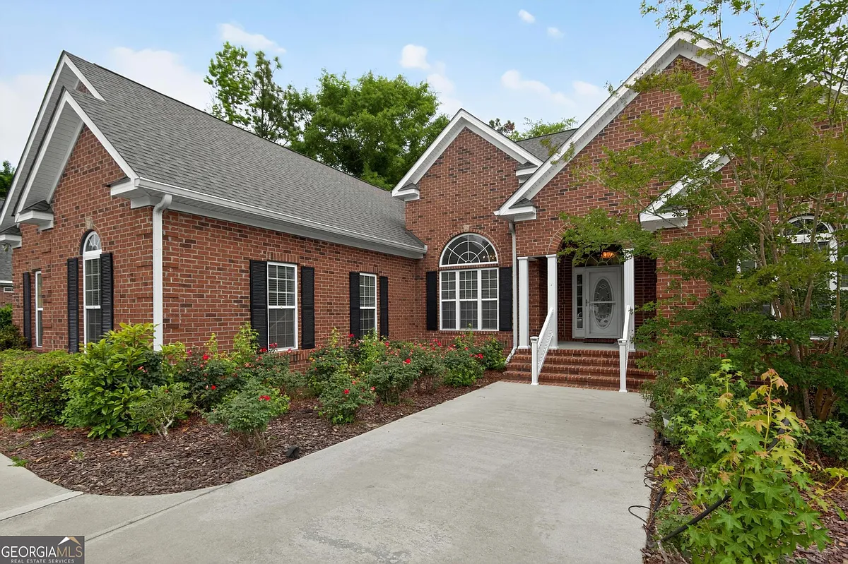 Building Photo - 409 Myrtle Crossing Ln