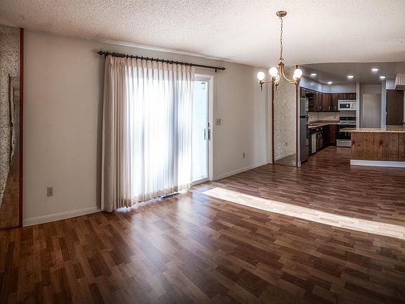 5th image of 1800 Circle Rd