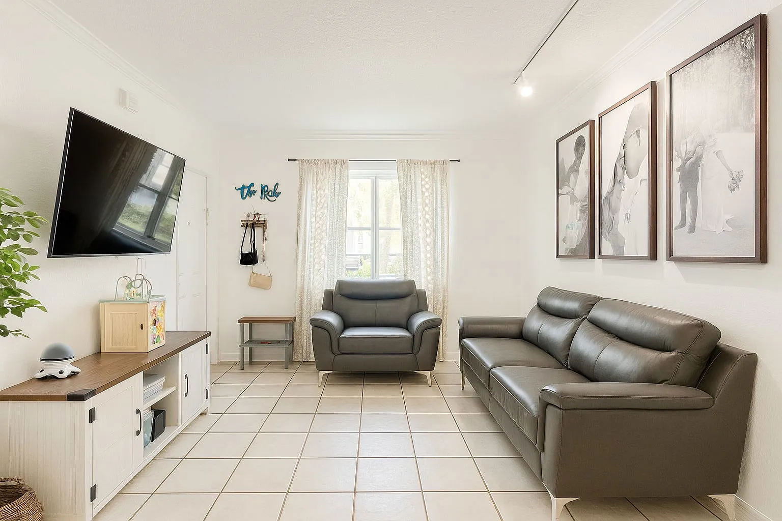 2 bed, 2.0 bath, 815 sqft, $2,250 — Photo 1