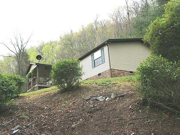 4th image of 90 Lovdia Ln