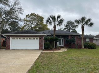 10 Maple Ave, Shalimar, FL 32579