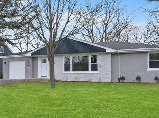 5426 Wolf Rd, Western Springs, IL 60558