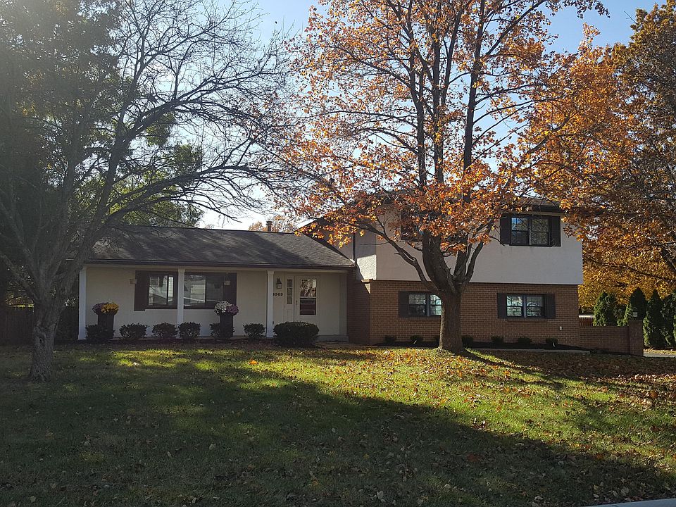 1st image of 9569 Shalemar Dr