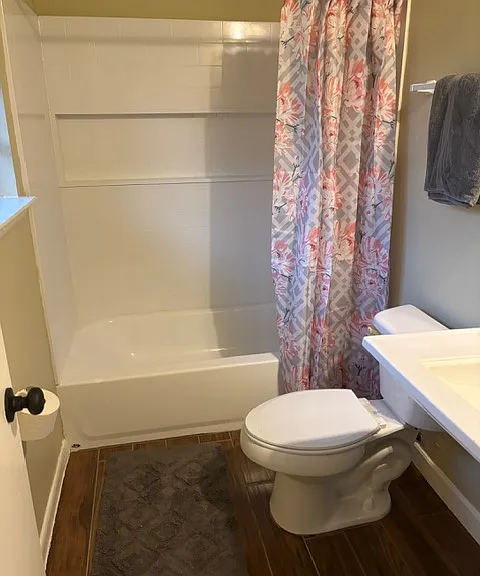 504 Ramsey Ave — Photo 9