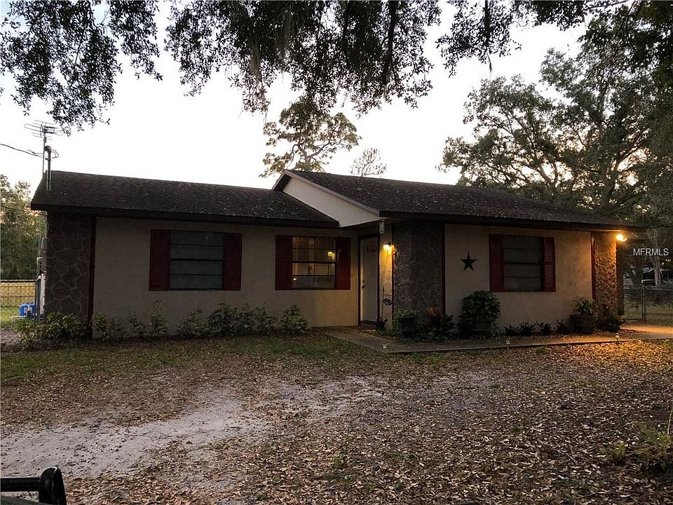 1st image of 4804 Oakwood Dr