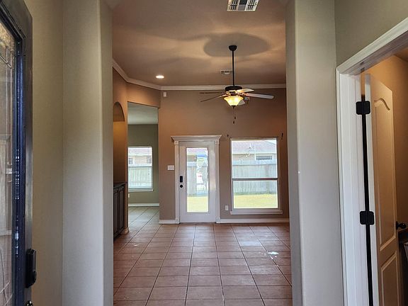 5th image of 6915 Truxton Dr