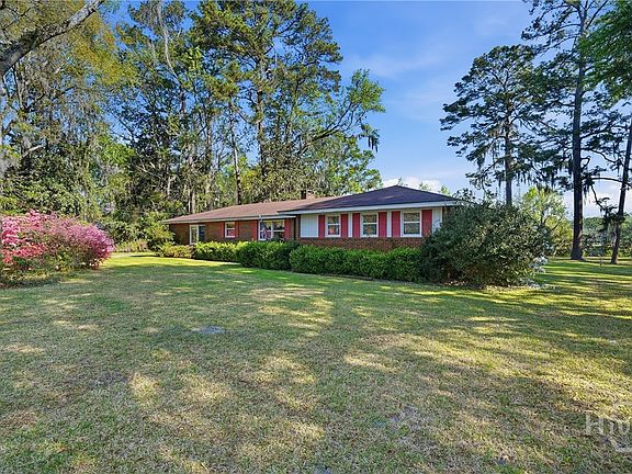 2nd image of 424 Timberlane Circle