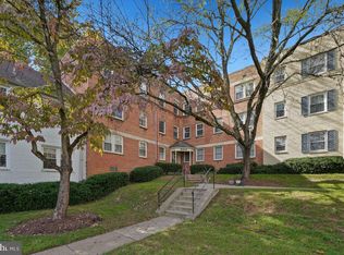 2211 Washington Ave APT 301, Silver Spring, MD 20910
