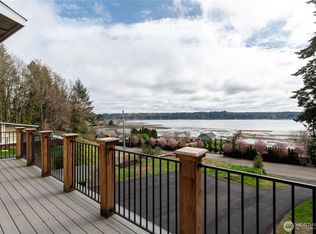 4090 NE North Shore Rd, Belfair, WA 98528