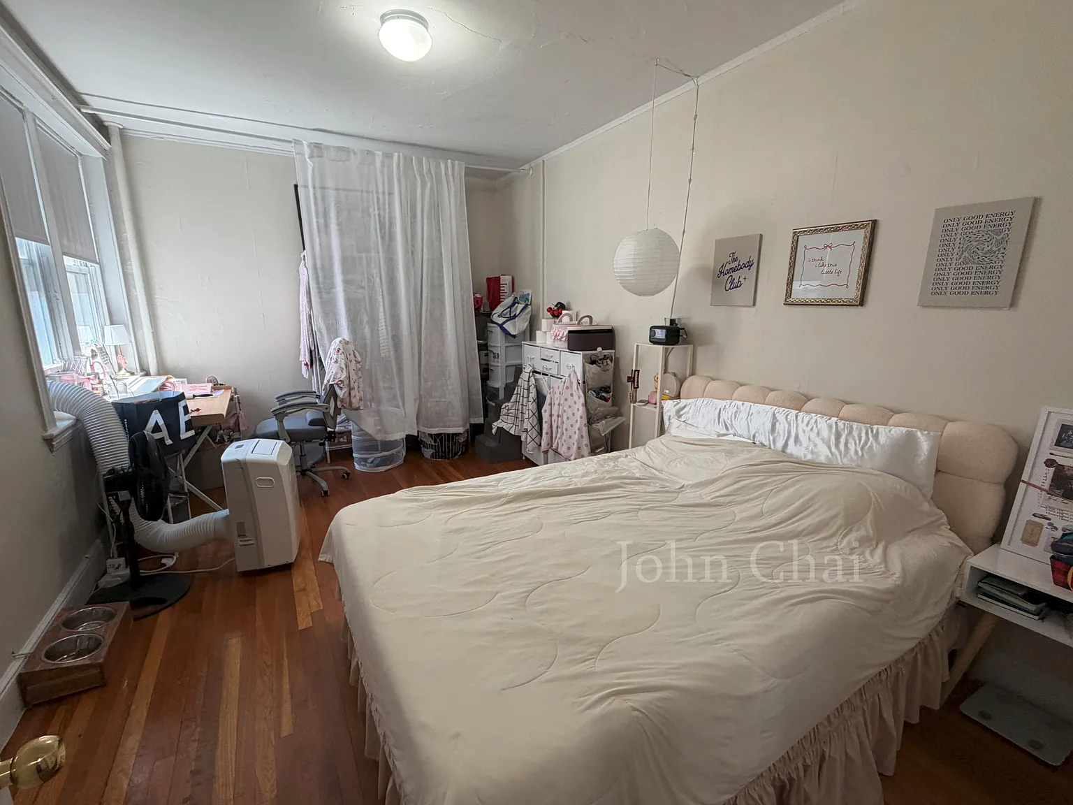 2 bed, 700 sqft, $2,225 — Photo 2