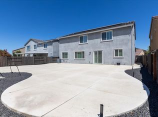 870 Storybook St, Manteca, CA 95337