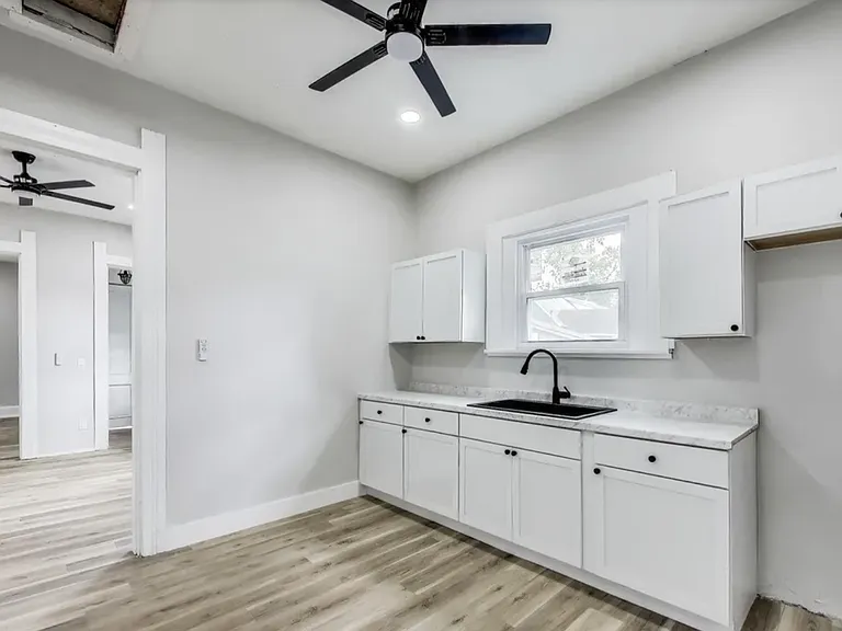350 Johnson Ave #1 — Photo 10