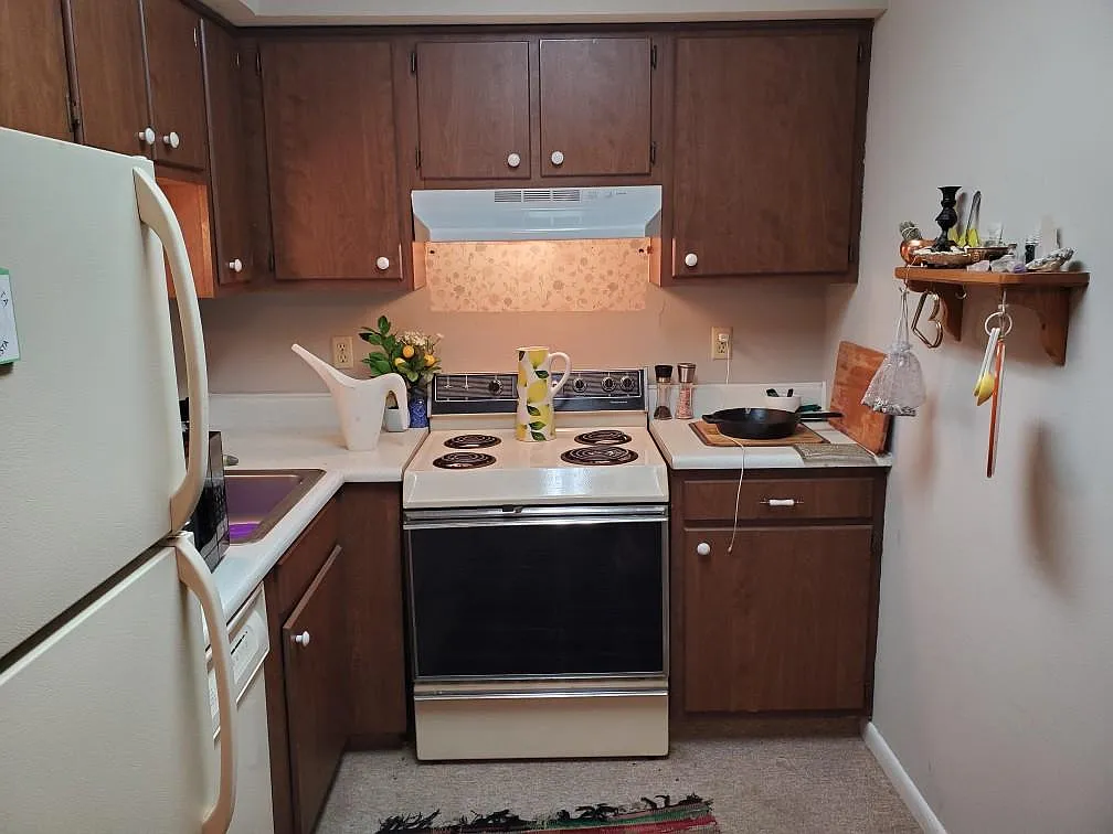 2 bed, 827 sqft, $1,125 — Photo 3