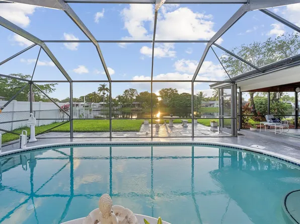 1730 NW 118th Avenue, Pembroke Pines, FL 33026